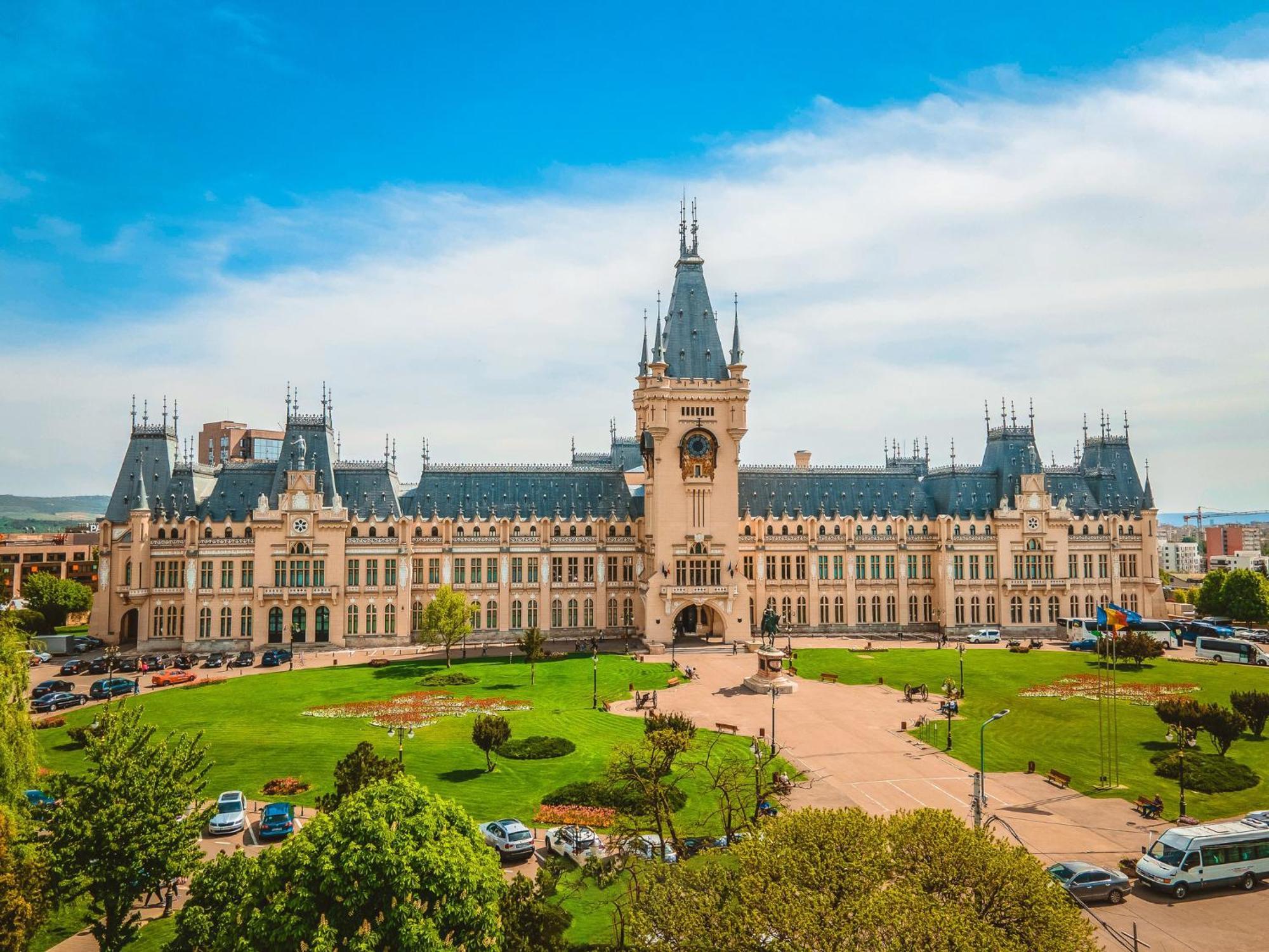 Iasi Ultra Central Apartment Self Check-In Bagian luar foto