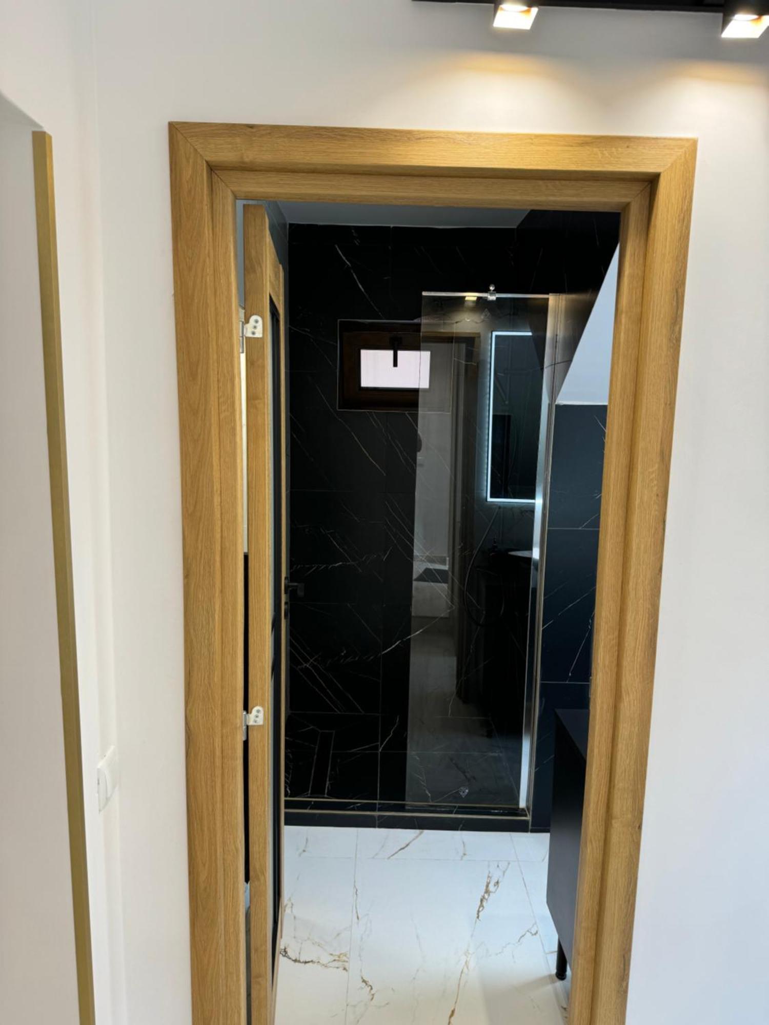 Iasi Ultra Central Apartment Self Check-In Bagian luar foto